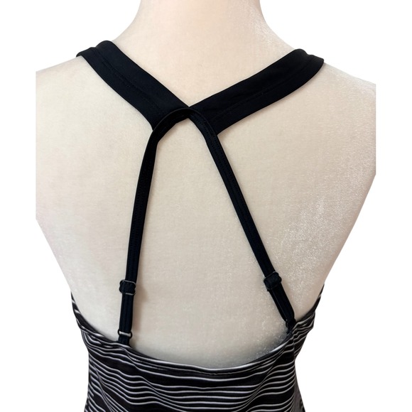Nike Striped V-Neck Athletic Tank Top with Built-in Bra Black White Size L - Picture 5 of 8